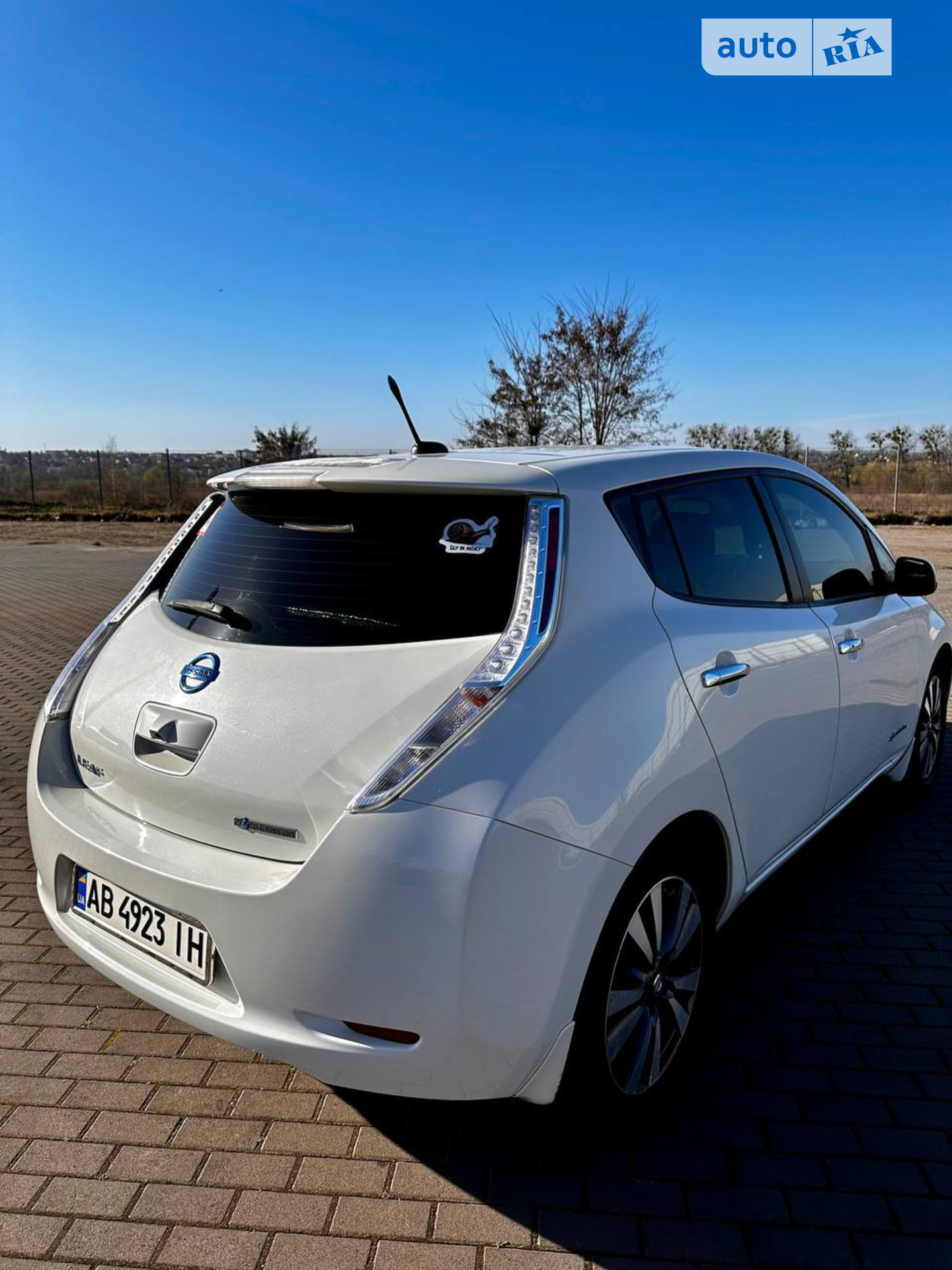 2016 Nissan Leaf - мініатюра 2
