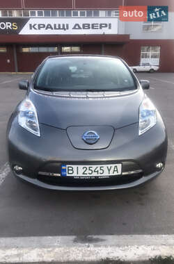 Хэтчбек Nissan Leaf 2014 в Кременчуге