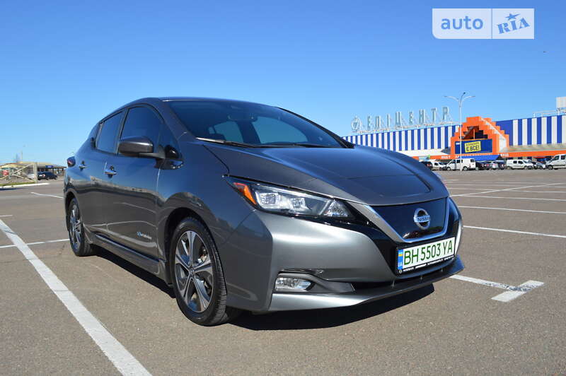Хэтчбек Nissan Leaf 2018 в Одессе