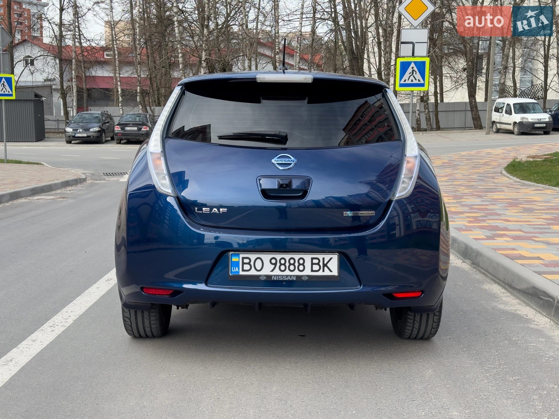 2017 Nissan Leaf - мініатюра 6