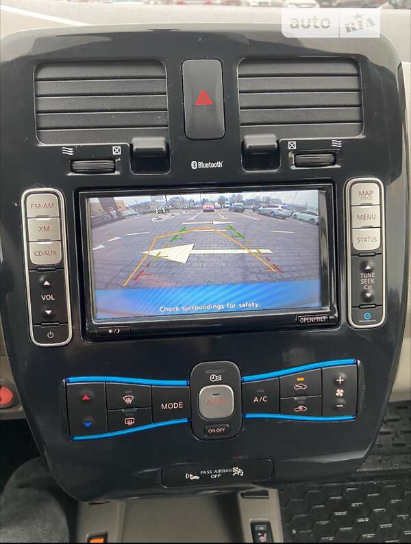 Хэтчбек Nissan Leaf 2012 в Житомире