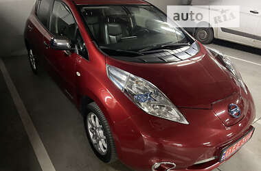 Хэтчбек Nissan Leaf 2014 в Днепре