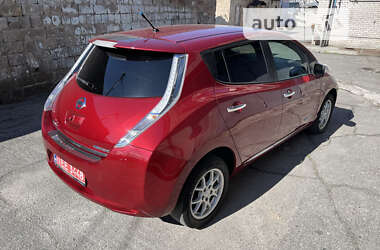 Хэтчбек Nissan Leaf 2014 в Днепре