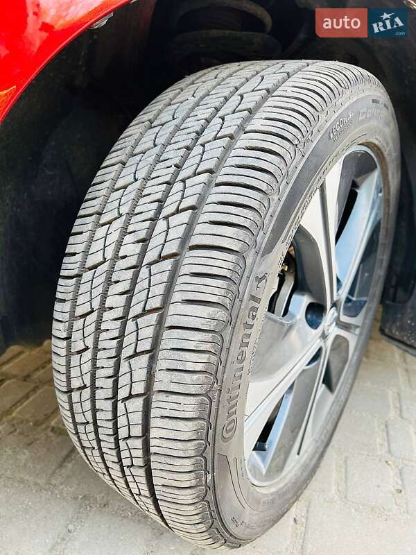 Хэтчбек Nissan Leaf 2018 в Киеве