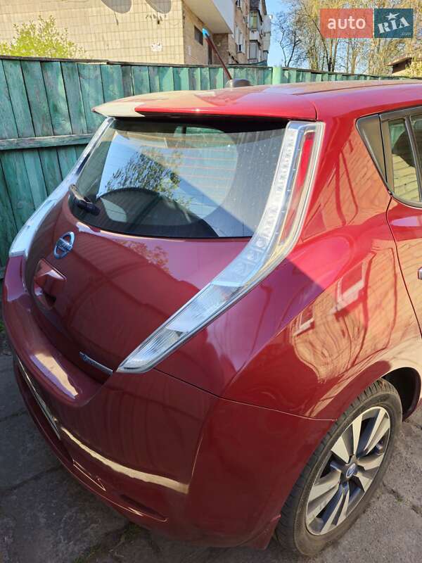 Хэтчбек Nissan Leaf 2014 в Черкассах фото 5 Хэтчбек Nissan Leaf 2014 в Черкассах