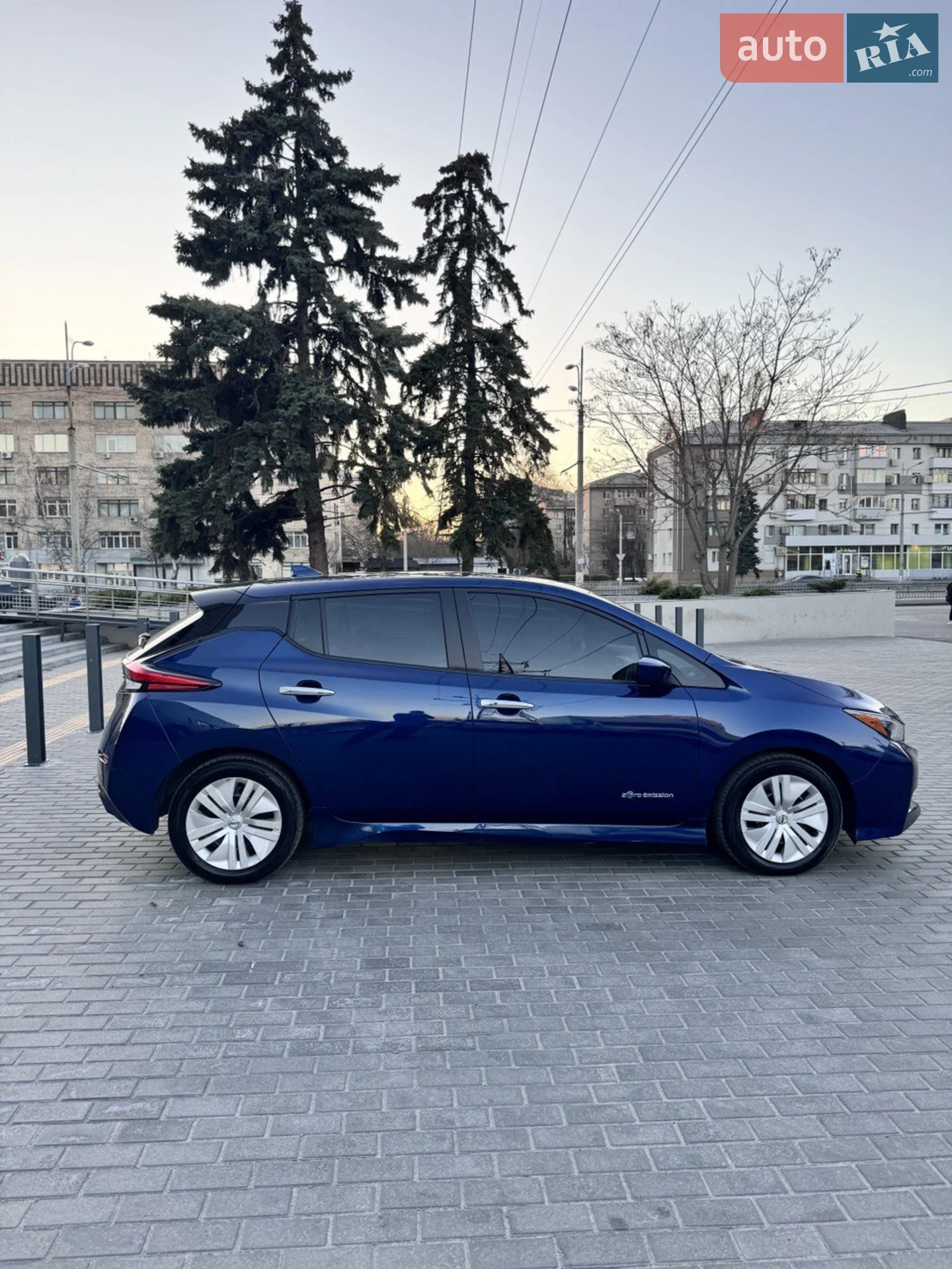 2019 Nissan Leaf - мініатюра 3