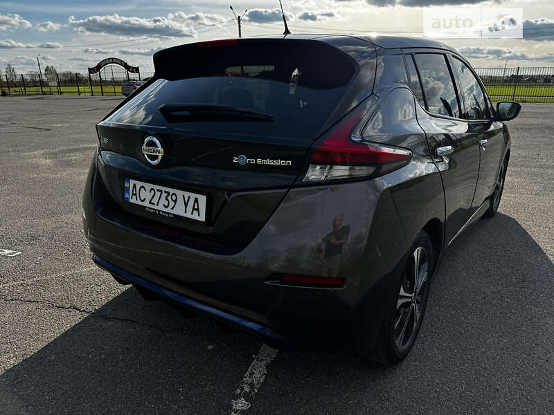 Хэтчбек Nissan Leaf 2018 в Луцке