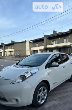 Хэтчбек Nissan Leaf 2014 в Тернополе