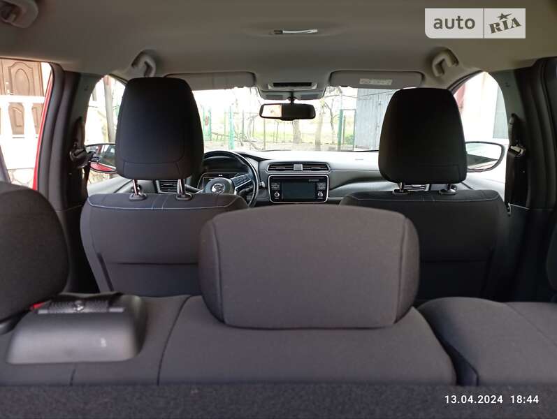 Хэтчбек Nissan Leaf 2018 в Львове фото 35 Хэтчбек Nissan Leaf 2018 в Львове