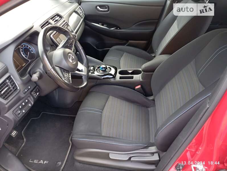 Хэтчбек Nissan Leaf 2018 в Львове фото 41 Хэтчбек Nissan Leaf 2018 в Львове