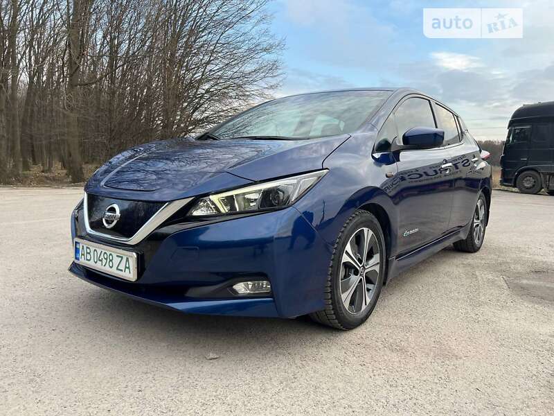 Хетчбек Nissan Leaf 2018 в Вінниці