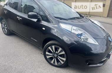 Хэтчбек Nissan Leaf 2015 в Харькове