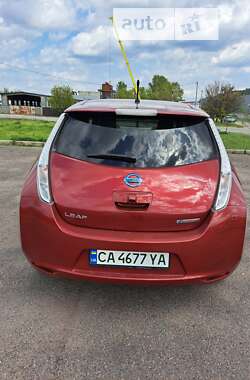 Хетчбек Nissan Leaf 2014 в Черкасах