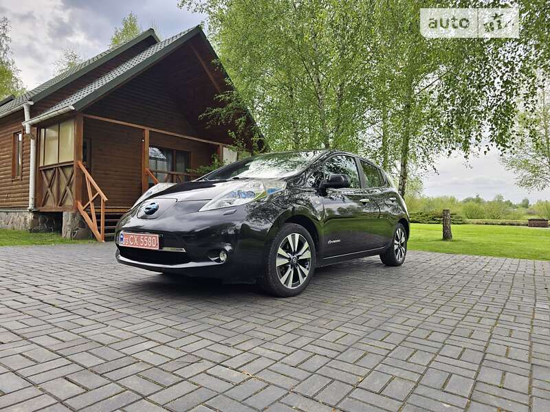 Хетчбек Nissan Leaf 2014 в Луцьку