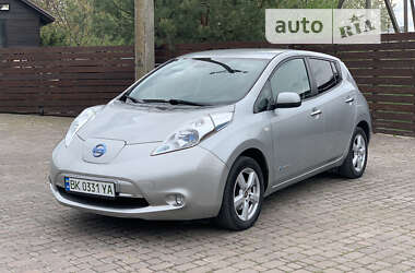 Хетчбек Nissan Leaf 2013 в Рівному