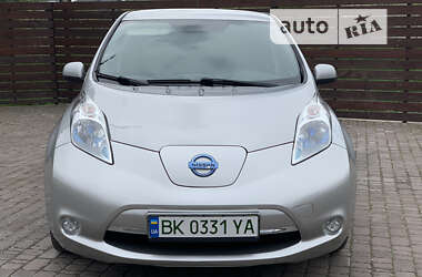 Хетчбек Nissan Leaf 2013 в Рівному