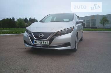 Хэтчбек Nissan Leaf 2018 в Ровно