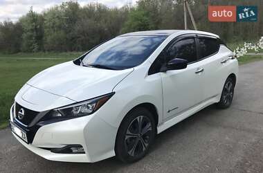 Хэтчбек Nissan Leaf 2018 в Полтаве