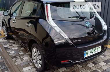 Хэтчбек Nissan Leaf 2015 в Киеве