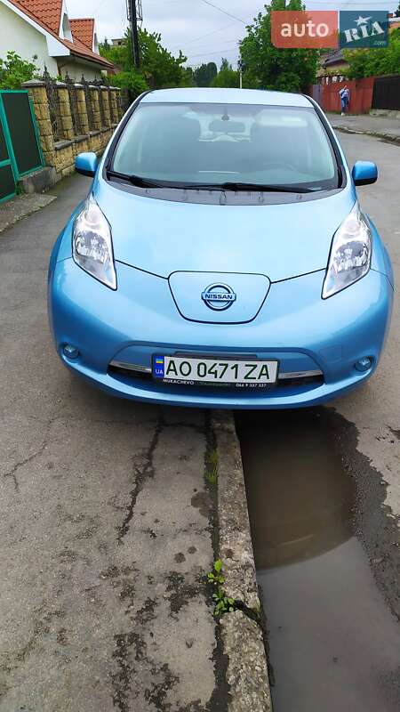 Хетчбек Nissan Leaf 2015 в Ужгороді фото 10 Хетчбек Nissan Leaf 2015 в Ужгороді