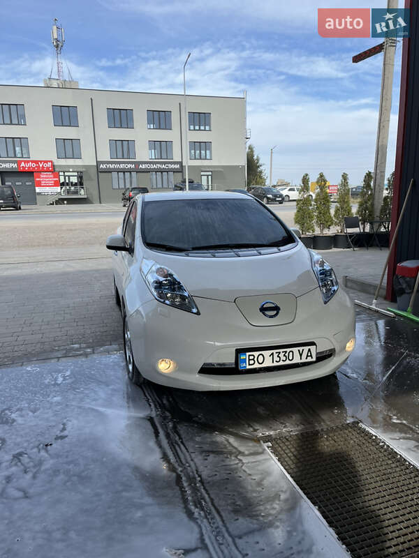 Nissan Leaf 2012