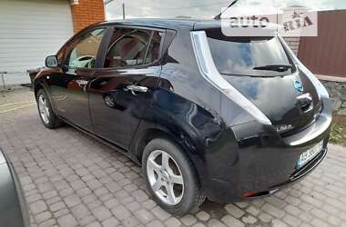 Хэтчбек Nissan Leaf 2012 в Виннице