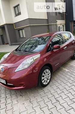 Хэтчбек Nissan Leaf 2014 в Ивано-Франковске