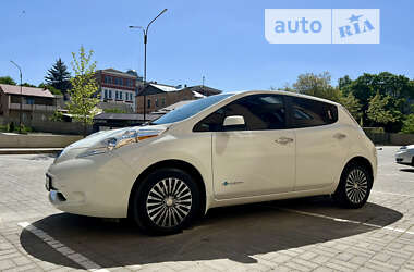 Хэтчбек Nissan Leaf 2013 в Каменец-Подольском