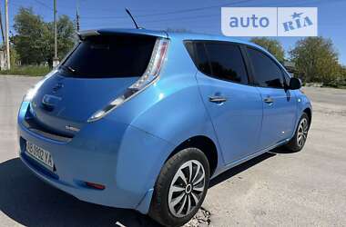 Хэтчбек Nissan Leaf 2011 в Виннице