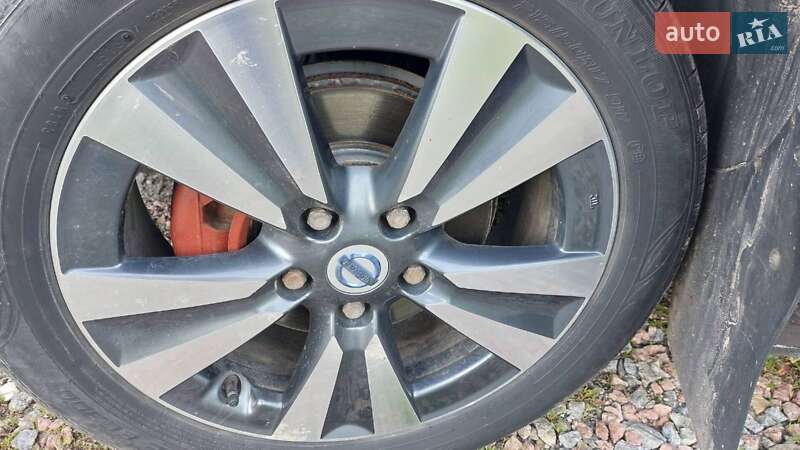 Хетчбек Nissan Leaf 2014 в Житомирі