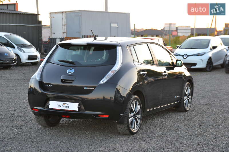 Хетчбек Nissan Leaf 2015 в Луцьку
