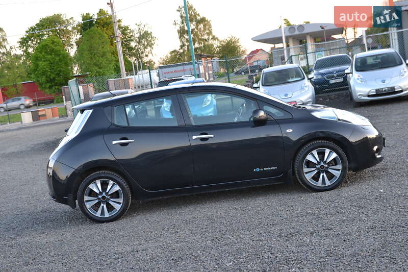 Хетчбек Nissan Leaf 2015 в Луцьку