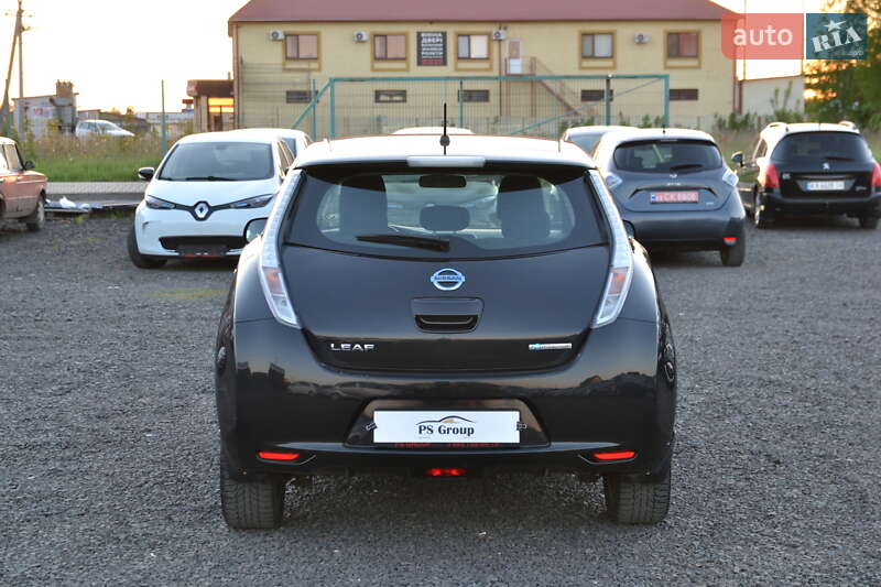 Хетчбек Nissan Leaf 2015 в Луцьку