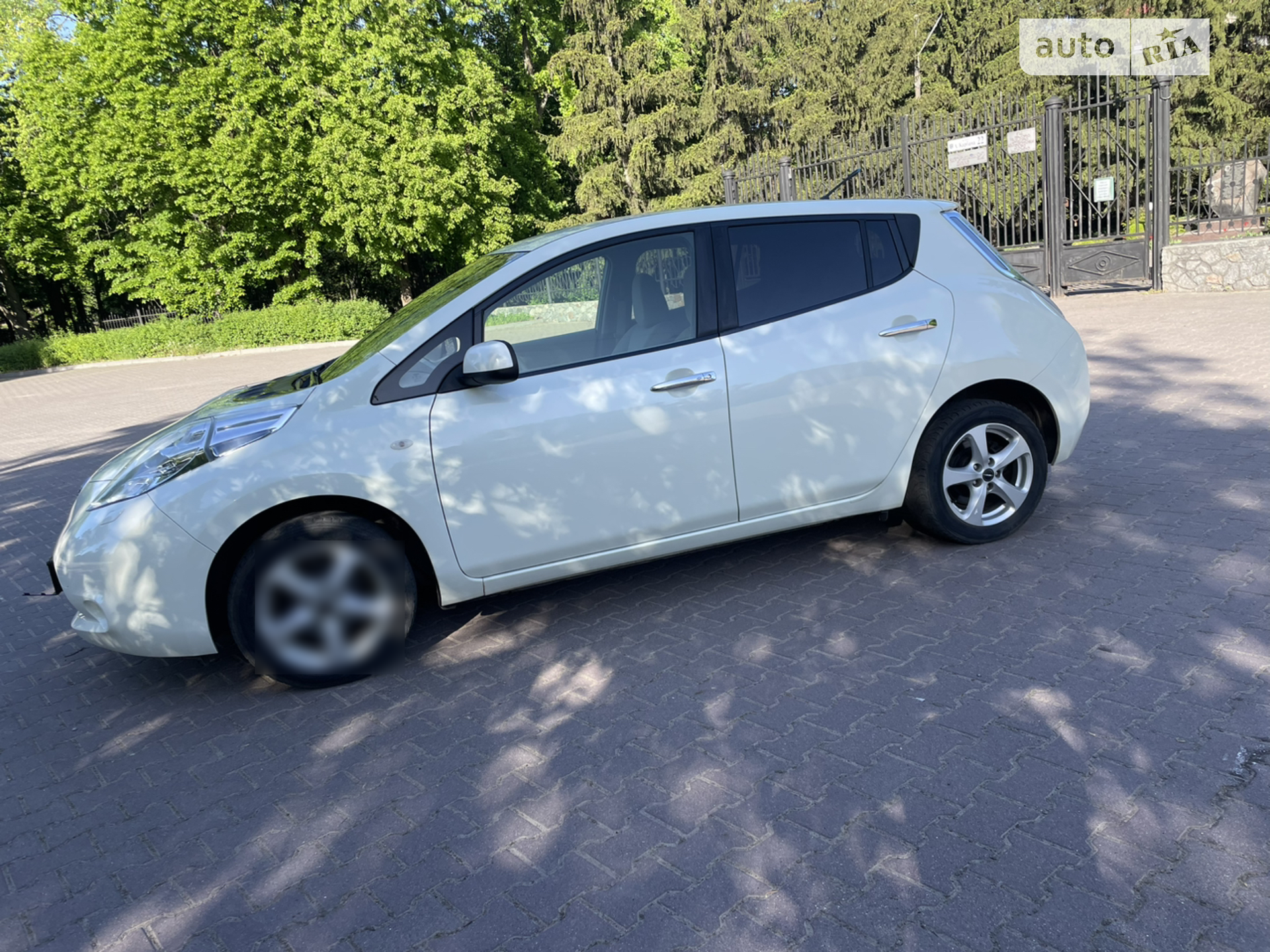 2012 Nissan Leaf - мініатюра 11