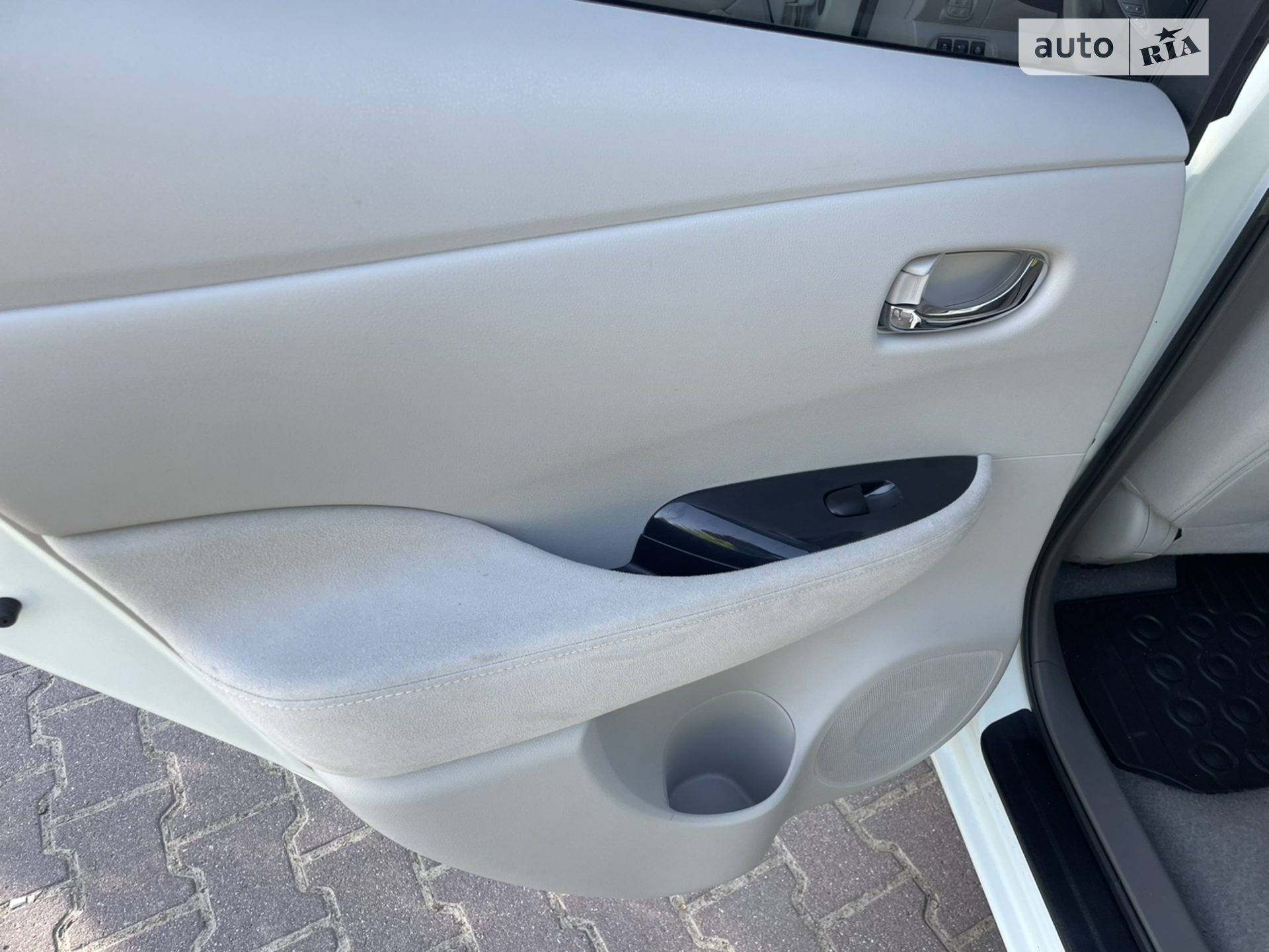 2012 Nissan Leaf - мініатюра 23