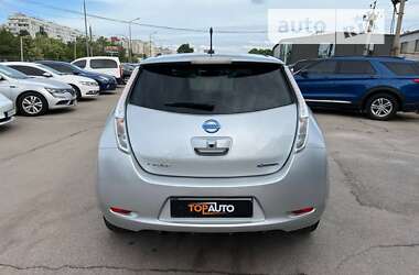 Хэтчбек Nissan Leaf 2013 в Запорожье