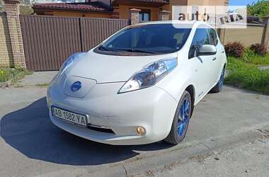 Хетчбек Nissan Leaf 2015 в Вінниці