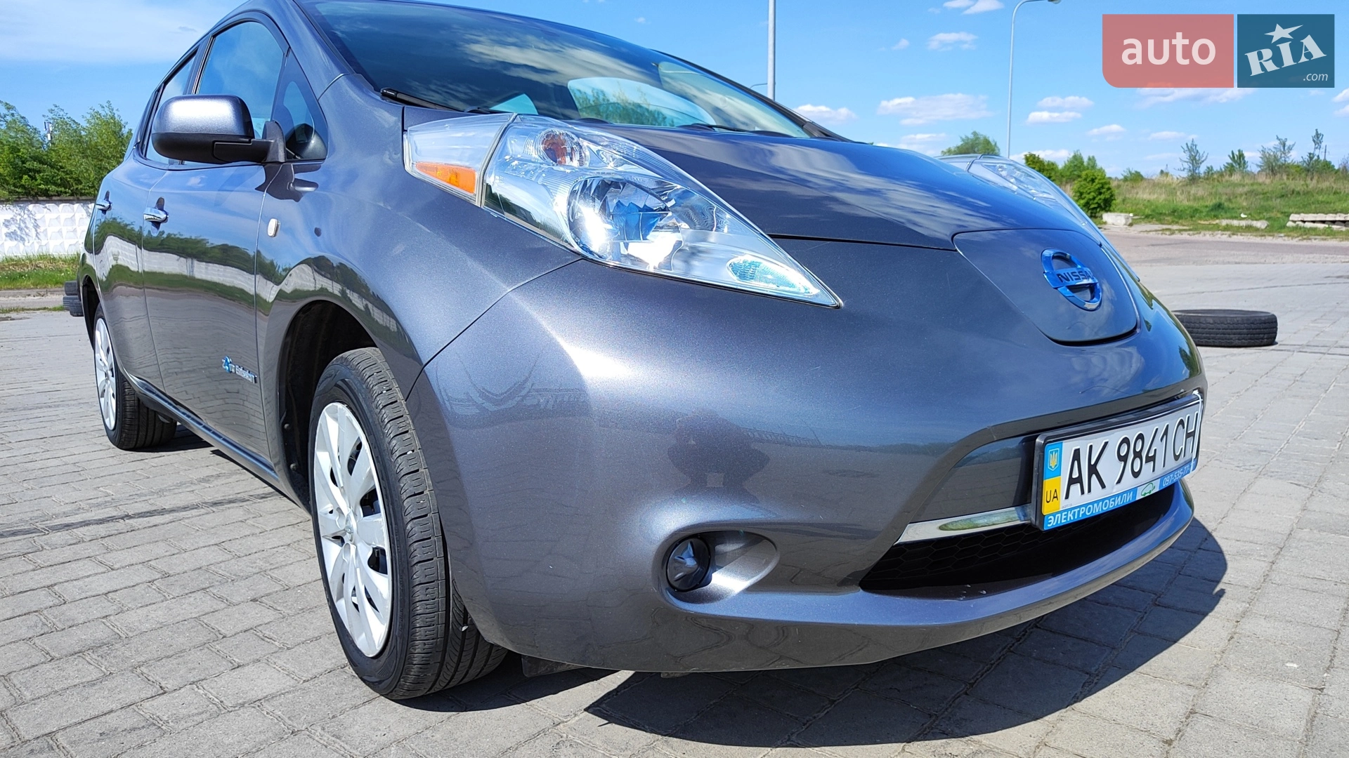 2014 Nissan Leaf - мініатюра 2