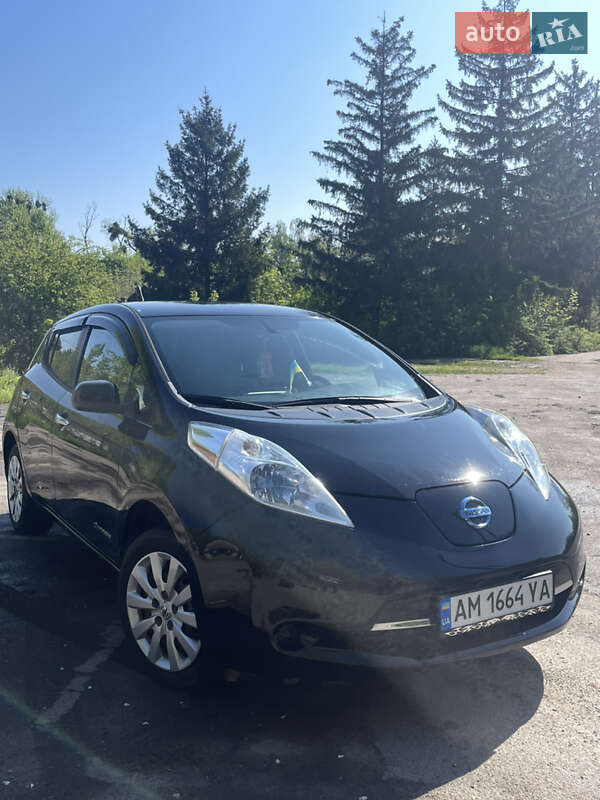 Хетчбек Nissan Leaf 2014 в Житомирі