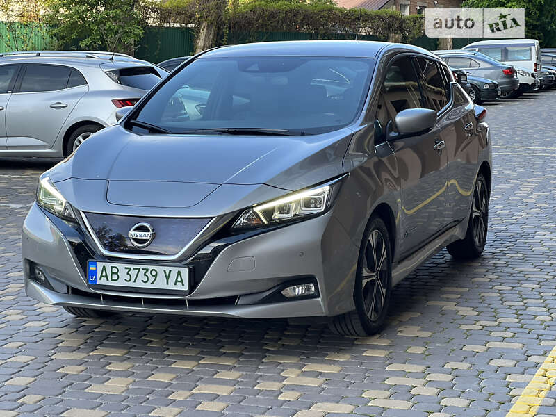 Хэтчбек Nissan Leaf 2018 в Виннице