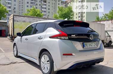 Хэтчбек Nissan Leaf 2022 в Николаеве