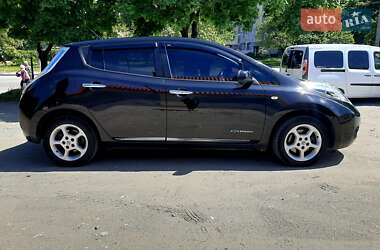 Хэтчбек Nissan Leaf 2014 в Днепре