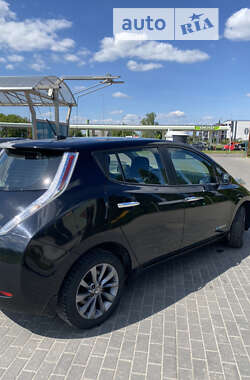 Хетчбек Nissan Leaf 2014 в Луцьку