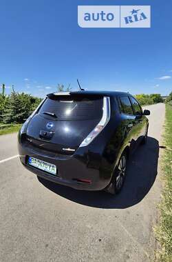 Хэтчбек Nissan Leaf 2014 в Кропивницком