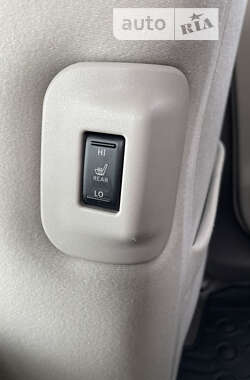 Хэтчбек Nissan Leaf 2012 в Житомире