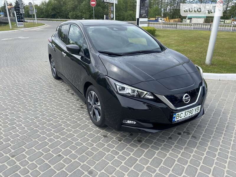 Хэтчбек Nissan Leaf 2021 в Львове