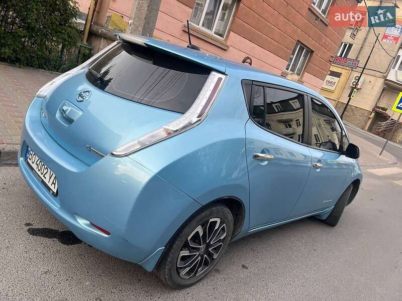 Хэтчбек Nissan Leaf 2014 в Тернополе