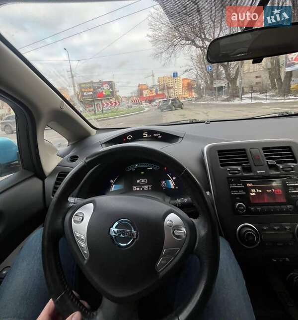Хэтчбек Nissan Leaf 2014 в Тернополе
