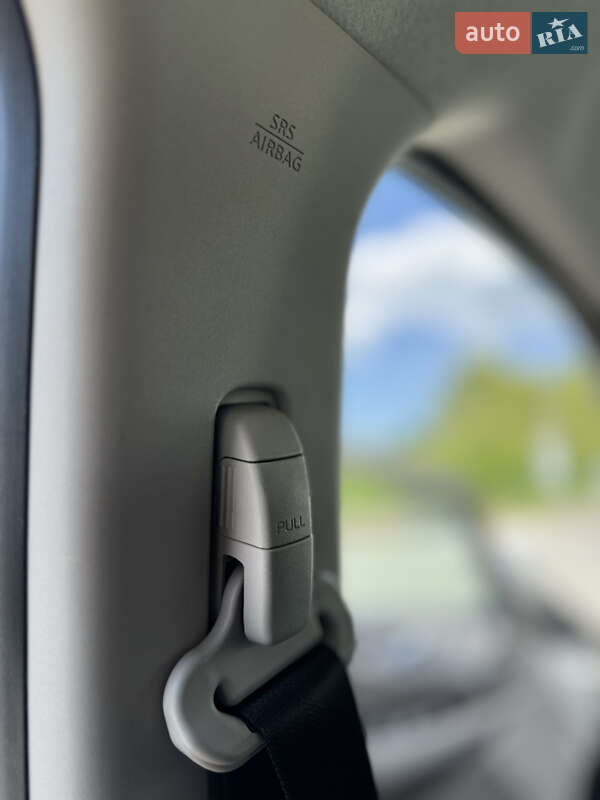 Хэтчбек Nissan Leaf 2016 в Мукачево