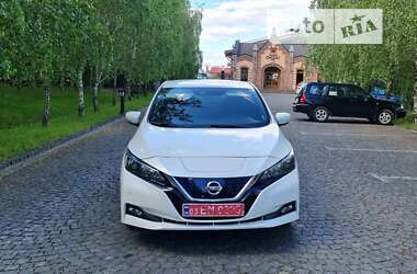 Хэтчбек Nissan Leaf 2019 в Ужгороде